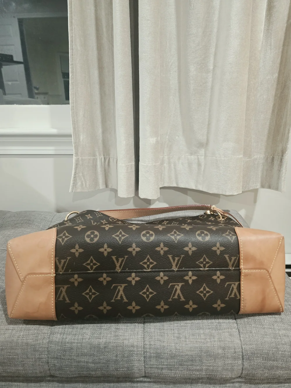 Louis Vuitton description authentic
